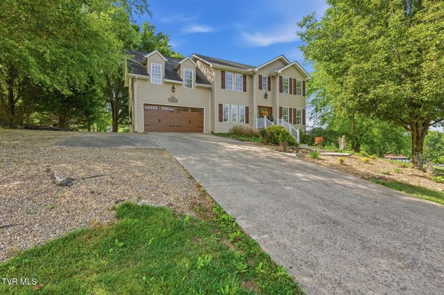 1188 White Top Road, Bluff City, TN 37618