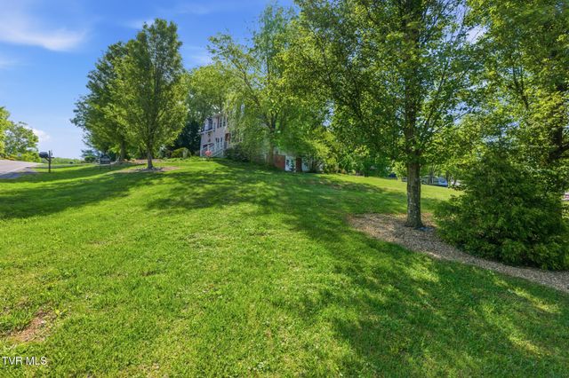 1188 White Top Road, Bluff City, TN 37618