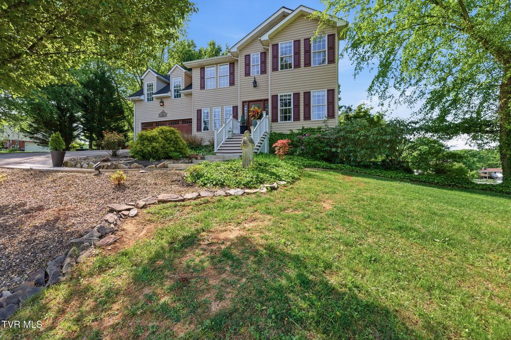 1188 White Top Road, Bluff City, TN 37618