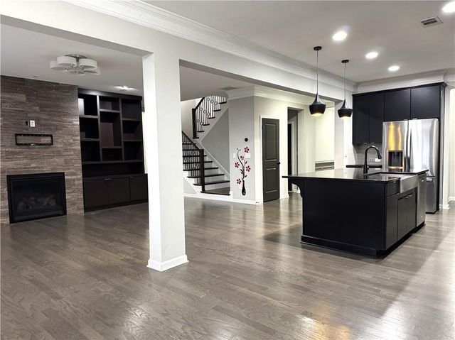 920 Grove Valley Dr, Cumming, GA 30041