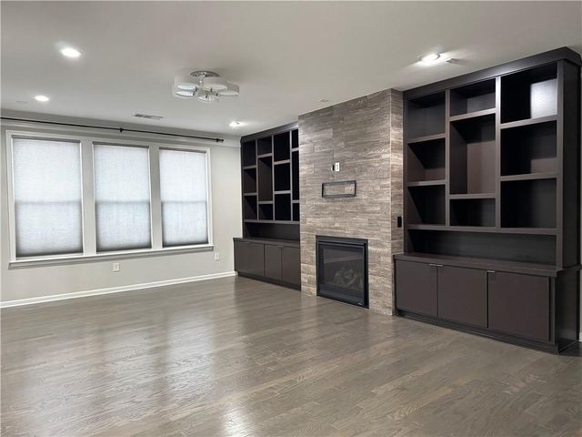 920 Grove Valley Dr, Cumming, GA 30041