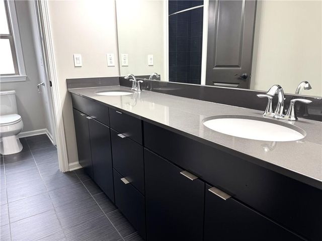 920 Grove Valley Dr, Cumming, GA 30041