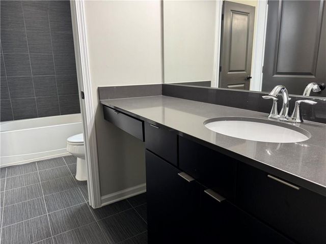 920 Grove Valley Dr, Cumming, GA 30041