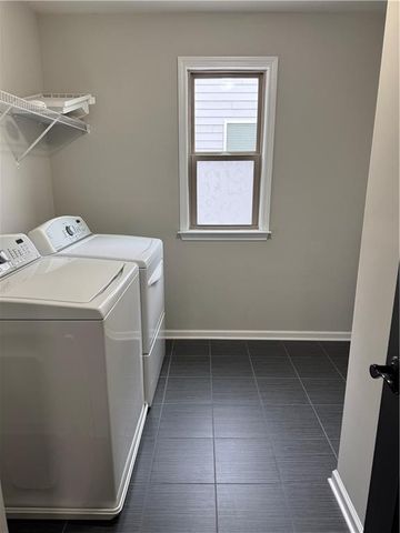 920 Grove Valley Dr, Cumming, GA 30041