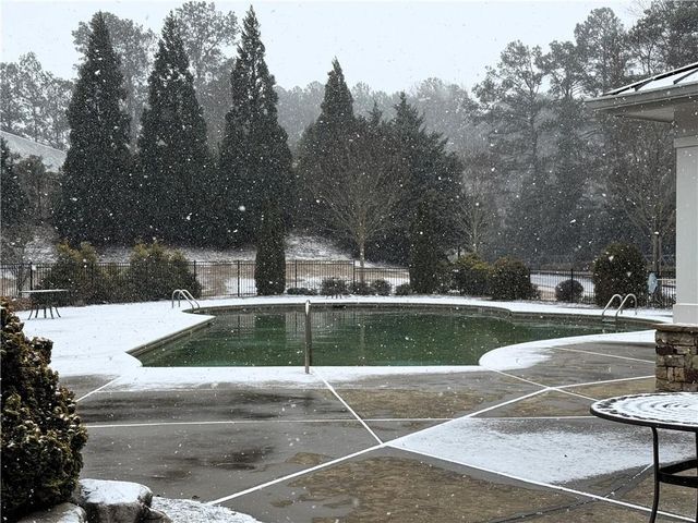 920 Grove Valley Dr, Cumming, GA 30041