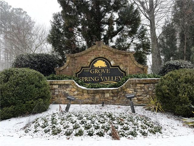 920 Grove Valley Dr, Cumming, GA 30041