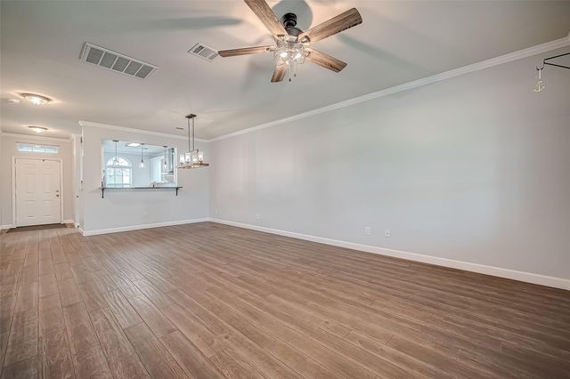 346 Apache Field Lane, La Marque, TX 77568