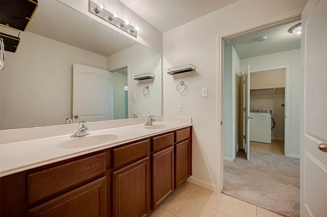 346 Apache Field Lane, La Marque, TX 77568