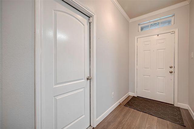 346 Apache Field Lane, La Marque, TX 77568