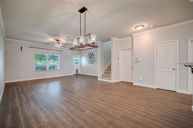 346 Apache Field Lane, La Marque, TX 77568
