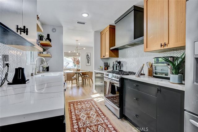 11912 Mccune, Los Angeles, CA 90066