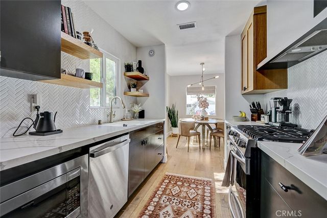 11912 Mccune, Los Angeles, CA 90066