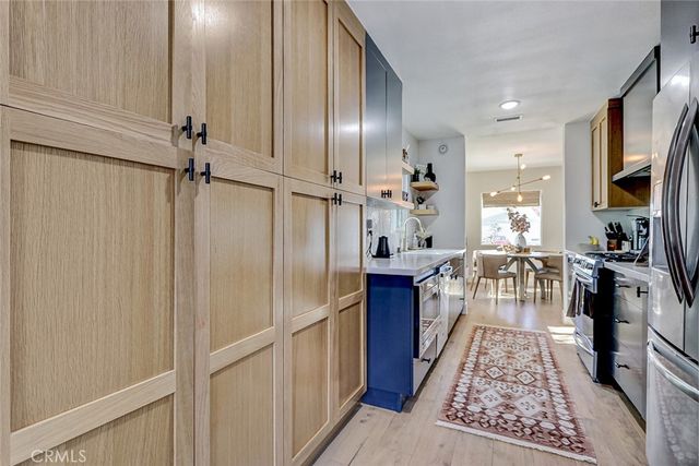 11912 Mccune, Los Angeles, CA 90066