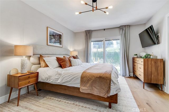 11912 Mccune, Los Angeles, CA 90066