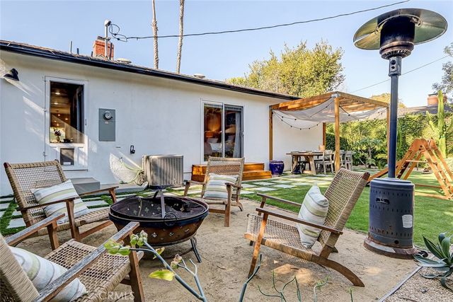 11912 Mccune, Los Angeles, CA 90066