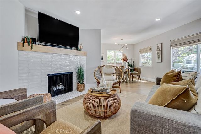 11912 Mccune, Los Angeles, CA 90066