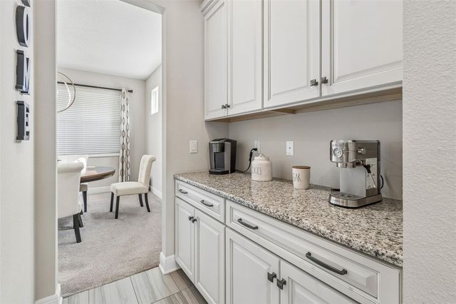 19328 BREYNIA DR, Lutz, FL 33558