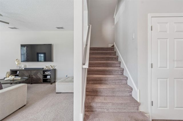 19328 BREYNIA DR, Lutz, FL 33558