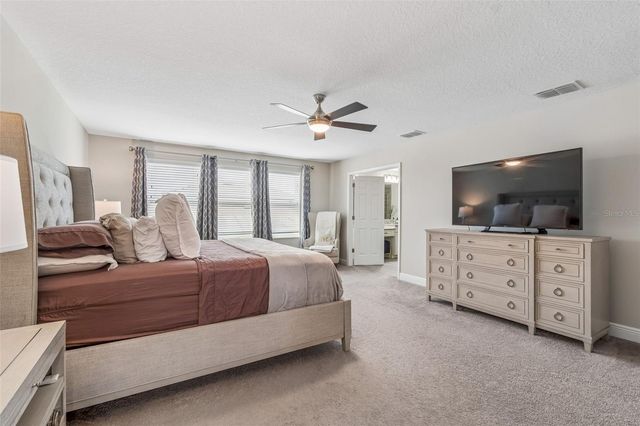 19328 BREYNIA DR, Lutz, FL 33558