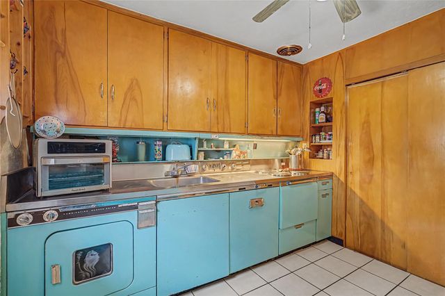 1012 Joyce Street, Houston, TX 77009