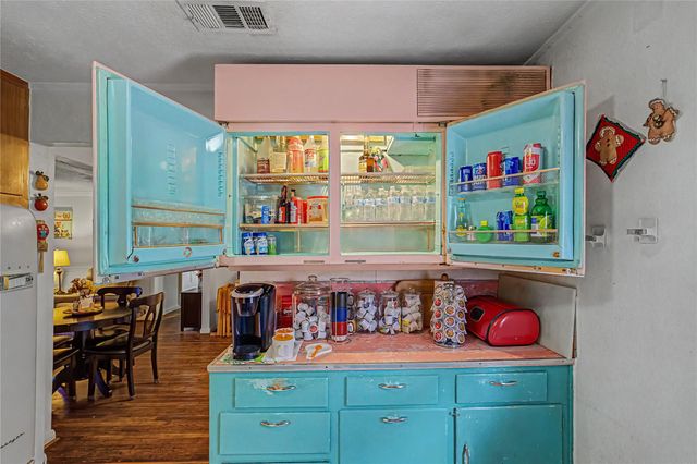 1012 Joyce Street, Houston, TX 77009