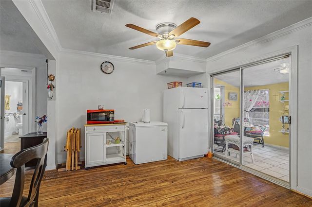 1012 Joyce Street, Houston, TX 77009