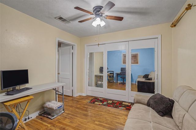1012 Joyce Street, Houston, TX 77009