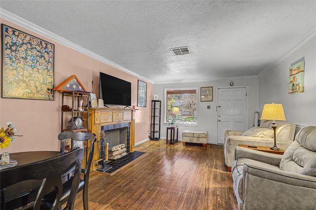 1012 Joyce Street, Houston, TX 77009