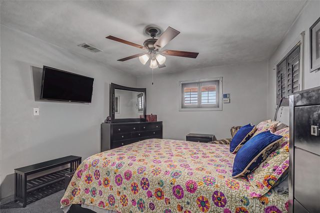 1012 Joyce Street, Houston, TX 77009
