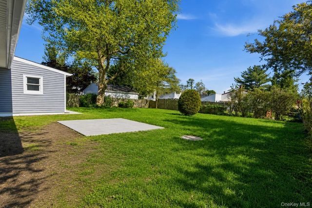 2206 Union Boulevard, Bay Shore, NY 11706