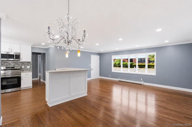 2206 Union Boulevard, Bay Shore, NY 11706