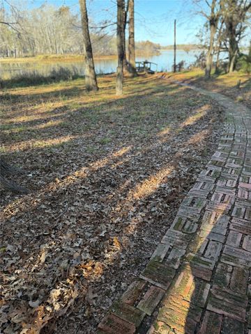 1533 Willow Drive, Wills Point, TX 75169