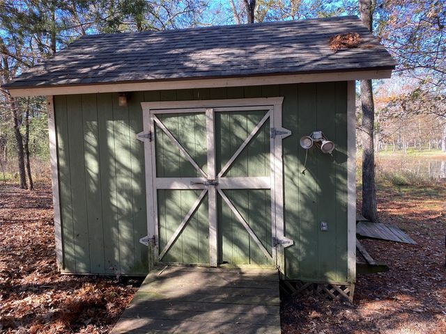 1533 Willow Drive, Wills Point, TX 75169