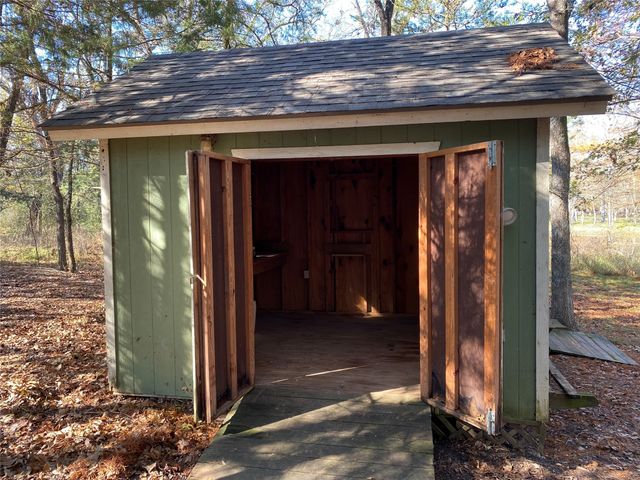 1533 Willow Drive, Wills Point, TX 75169