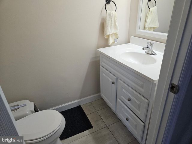 318 RIDGE RD, Browns Mills, NJ 08015