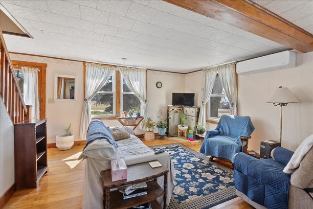 251 Hunt Road, New Haven, VT 05472
