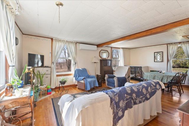251 Hunt Road, New Haven, VT 05472