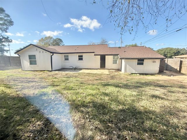 230 Napp, De Kalb, TX 75559
