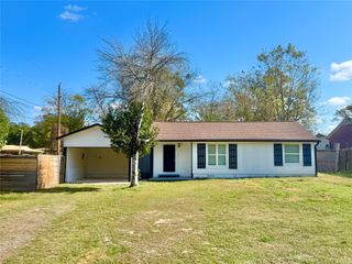 230 Napp, De Kalb, TX 75559