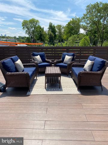 4007 RIDGE, Philadelphia, PA 19129