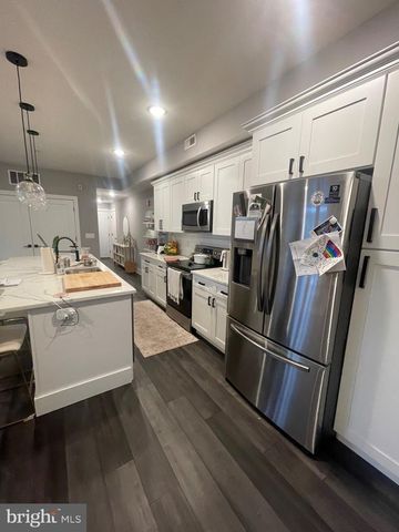 4007 RIDGE, Philadelphia, PA 19129