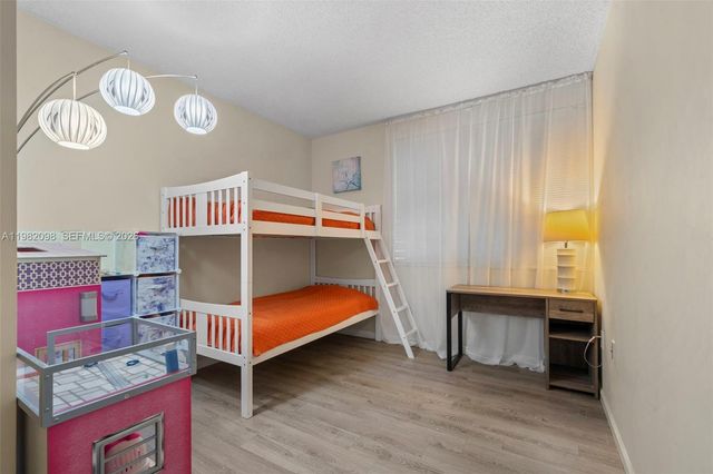 17125 N Bay Rd 3312, Sunny Isles Beach, FL 33160