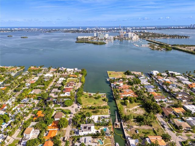 1110 NE 84th St, Miami, FL 33138