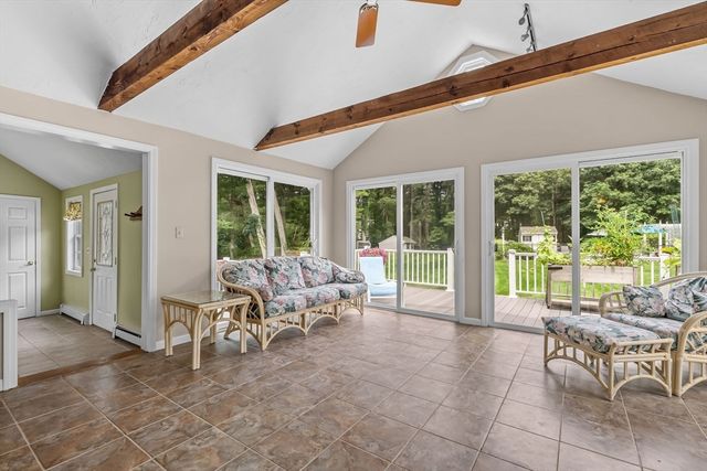 799 Hanover St, Hanover, MA 02339