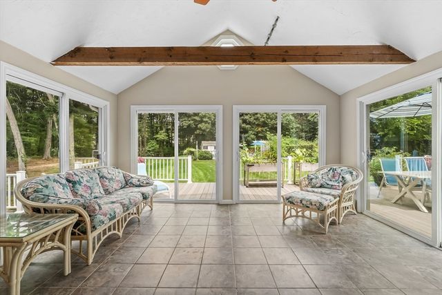 799 Hanover St, Hanover, MA 02339