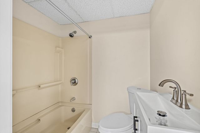 799 Hanover St, Hanover, MA 02339