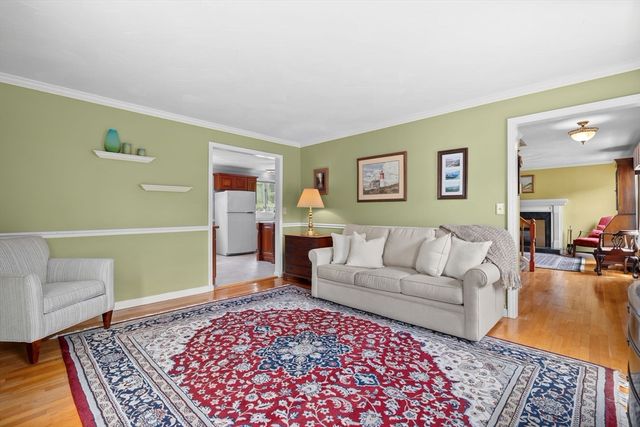 799 Hanover St, Hanover, MA 02339
