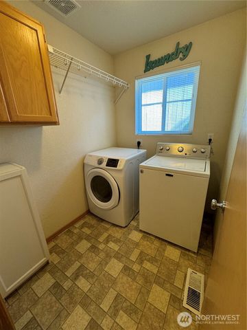 4127 Galena Street SE, Lacey, WA 98503