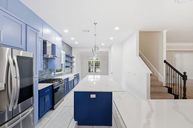 2533 Green Oak Drive, Carrollton, TX 75010