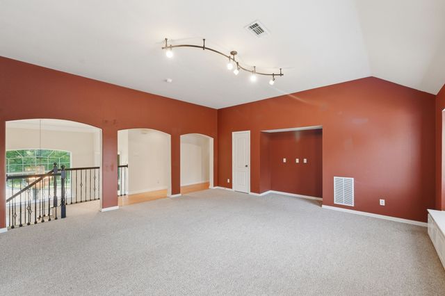 2533 Green Oak Drive, Carrollton, TX 75010